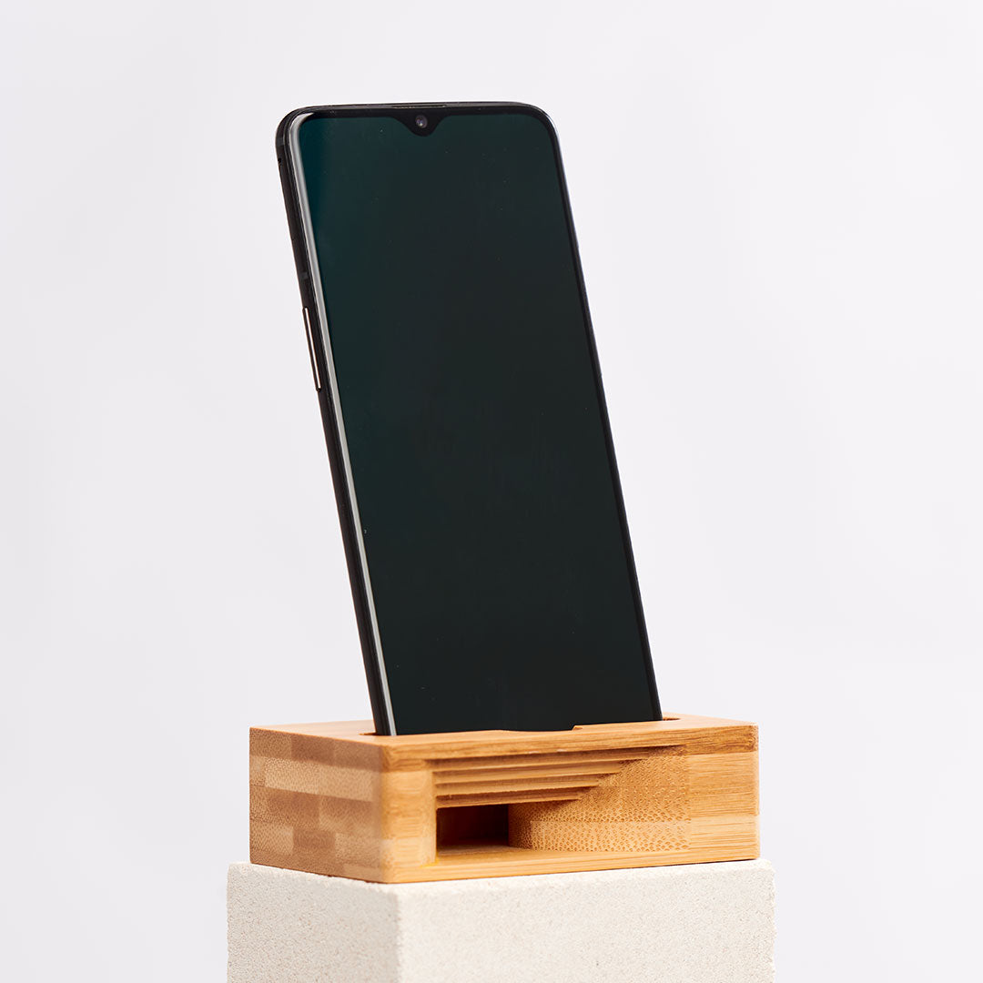 Woodland Mouse – Wooden Phone Stand and Amplifier (FA)